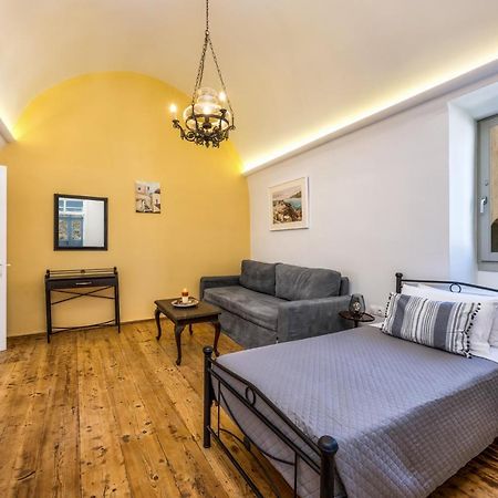 450 Years Castle House For 2-5 People/Jacuzzi Βίλα Εμπορειό Εξωτερικό φωτογραφία